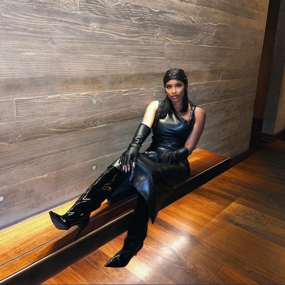 ZARA BLOGGERS FAV FAUX LEATHER MIDI DRESS - Picture 7 of 12